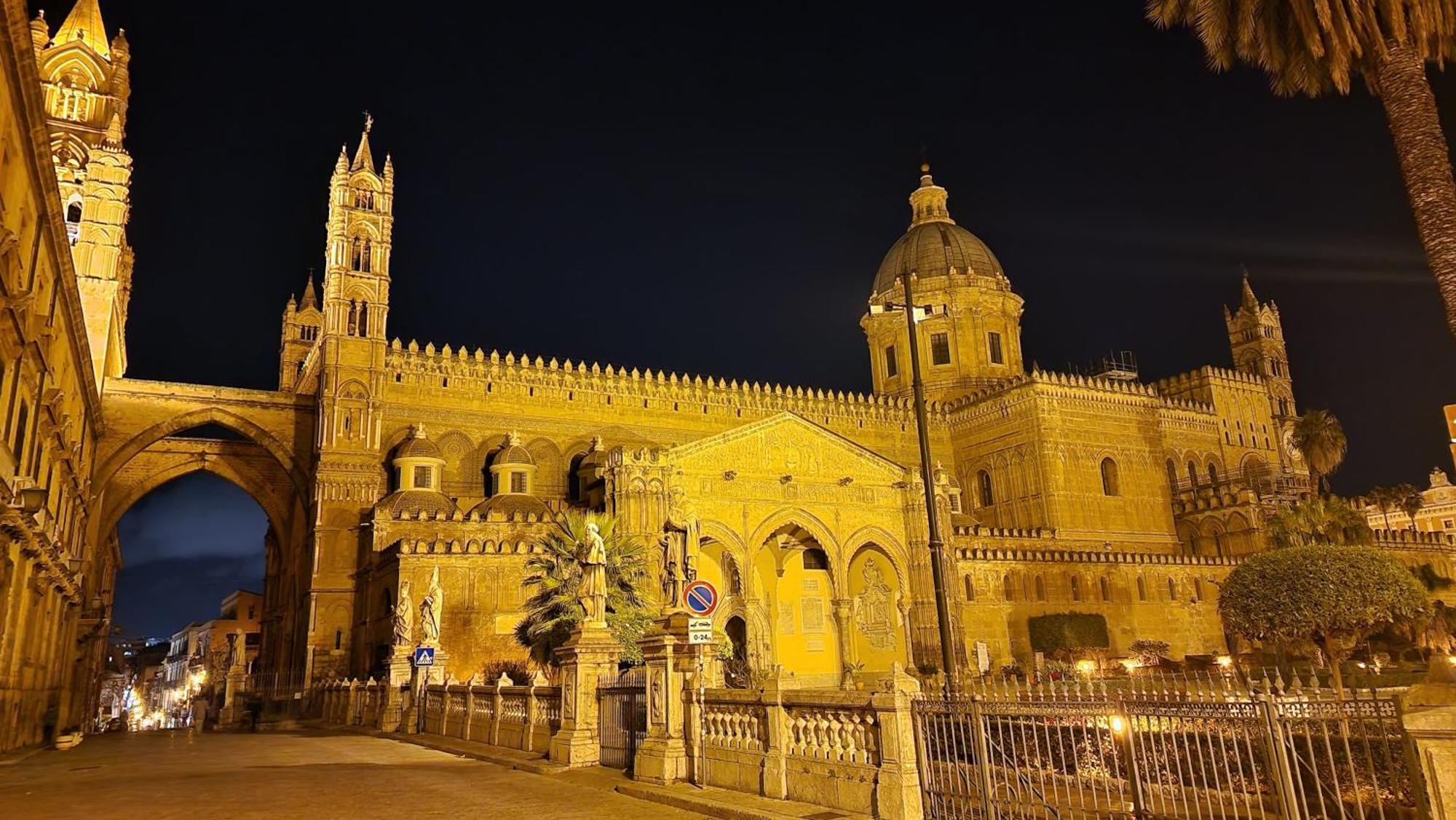 Pomelia House Lägenhet Palermo Exteriör bild